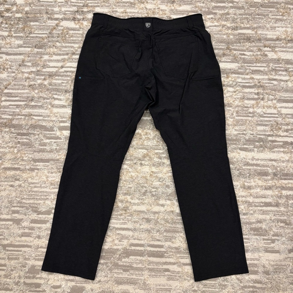 Sold - Picture 4 of 16